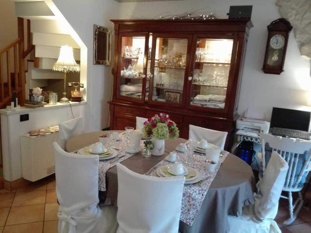 Bed and Breakfast Fiori E Lanterne Рим Экстерьер фото